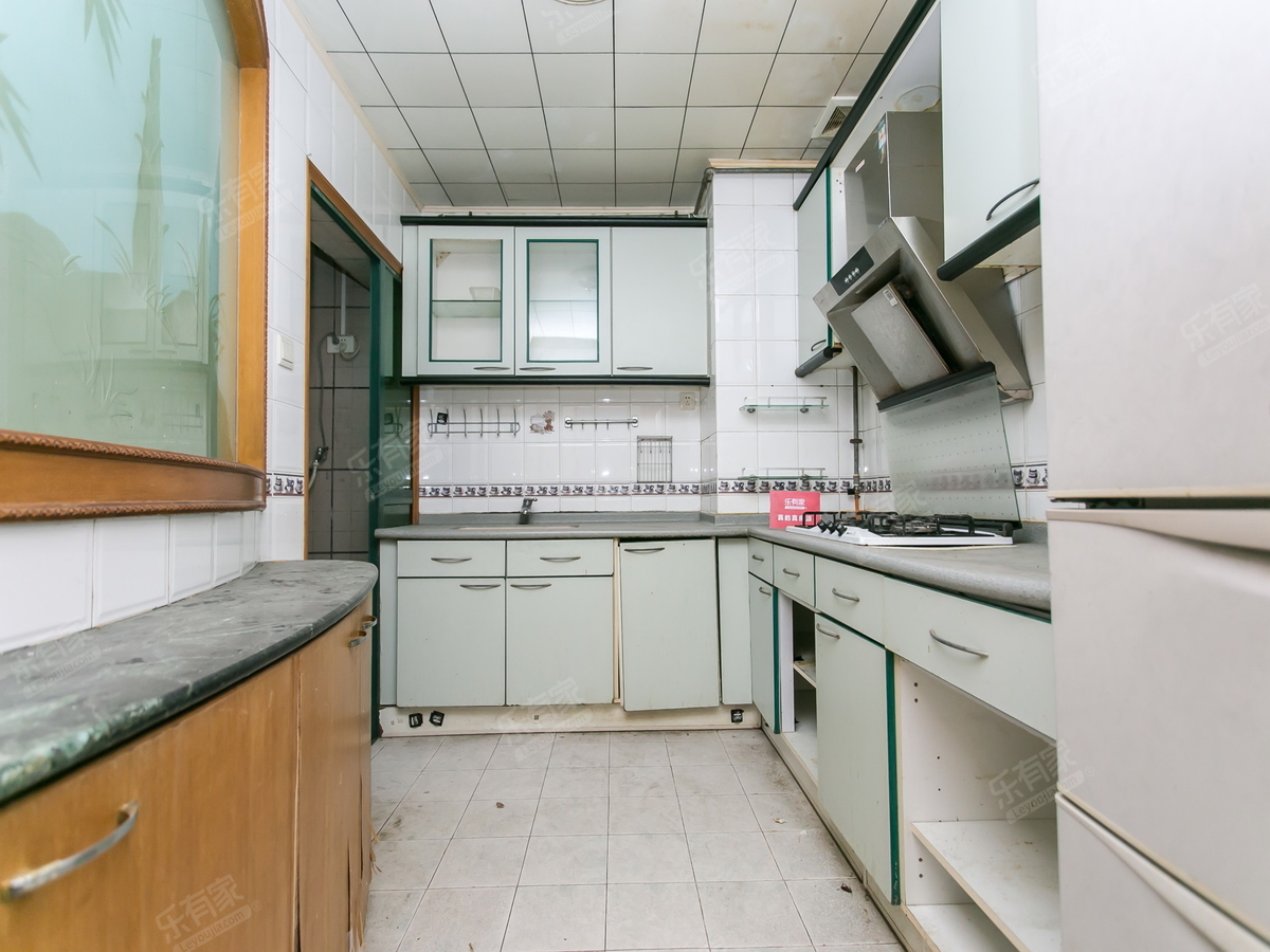 阳明山庄精装5房出售