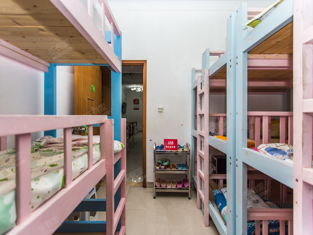 园岭新村4房出售