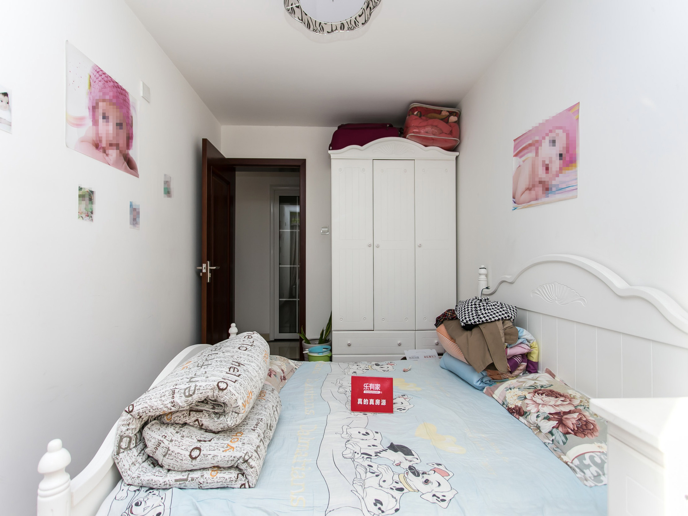 金地上塘道二期，方正户型，通风采光佳，重点学校旁，地面花园，人车分流，业主诚售，随时看房！