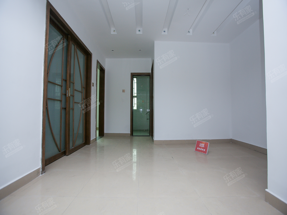 东源阁业主急售户型方正居住舒适