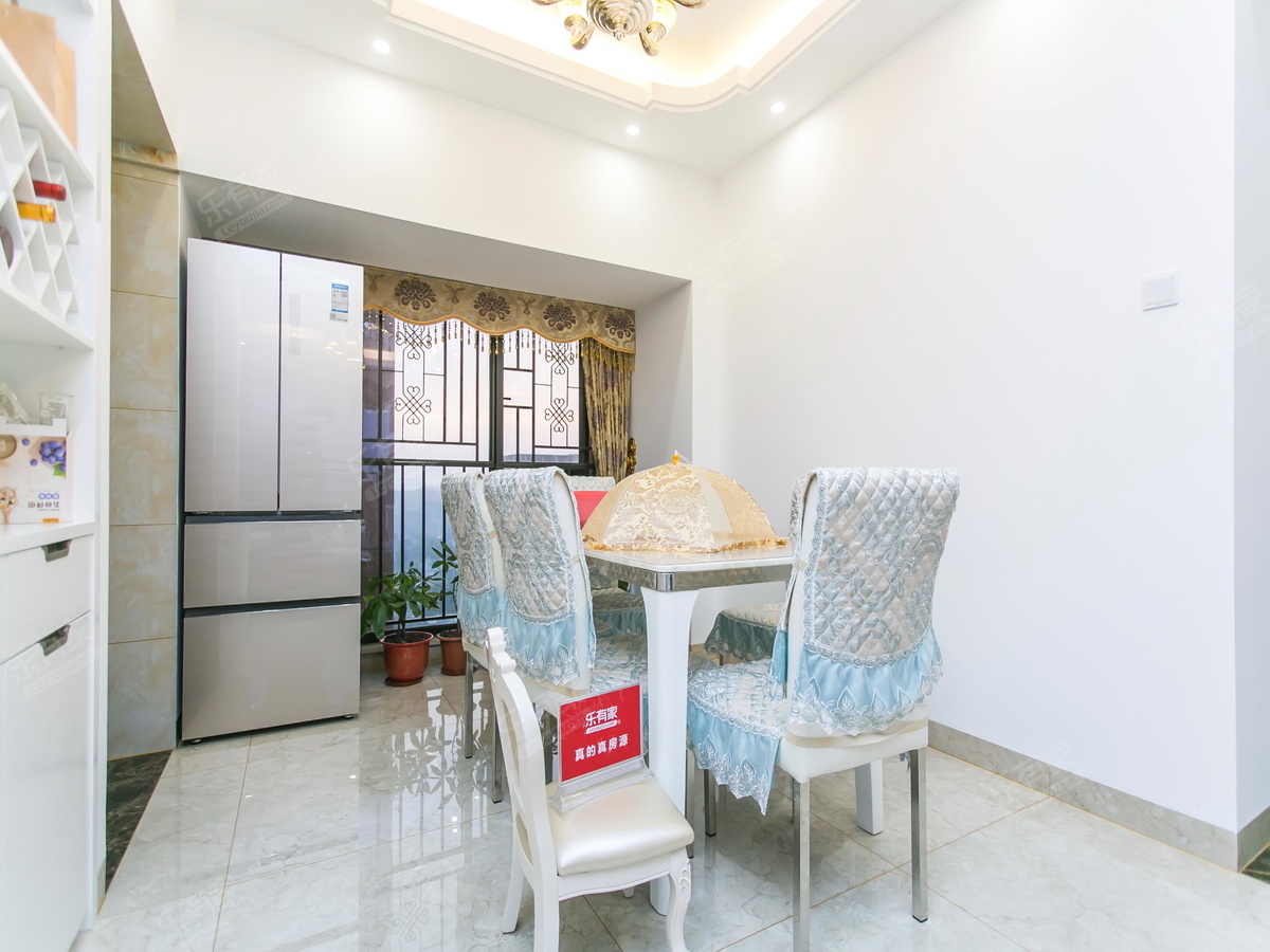 中骏蓝湾翠岭花园一期 3房2厅2卫 96.7㎡