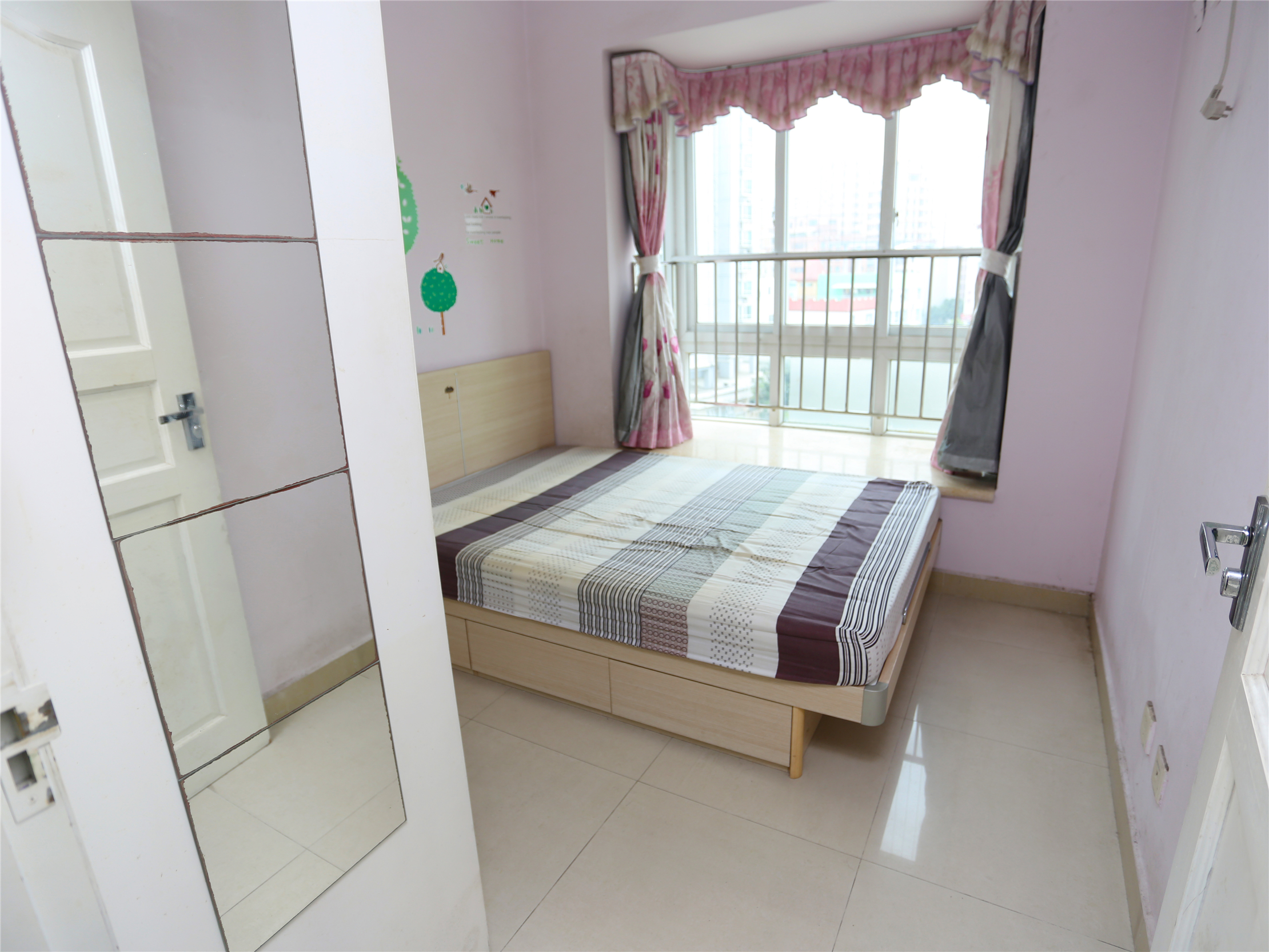 潜龙鑫茂花园 1房1厅1卫 39.37㎡