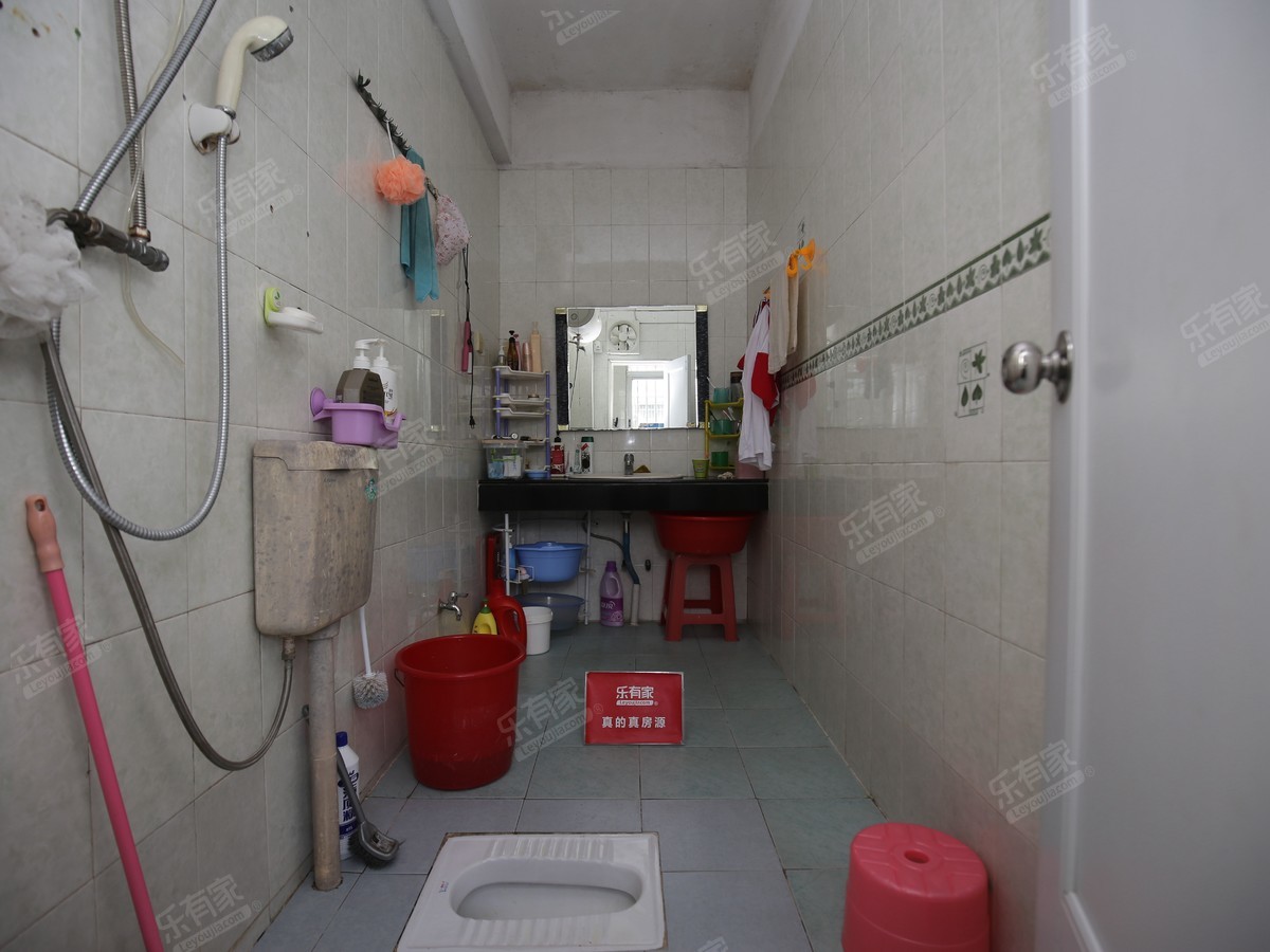 永盛二街 南 精装 3室 2厅 95.12m²