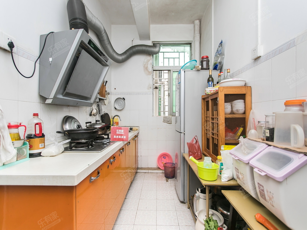 丽景花园精装3房，好房出售，拎包入住，价格实惠