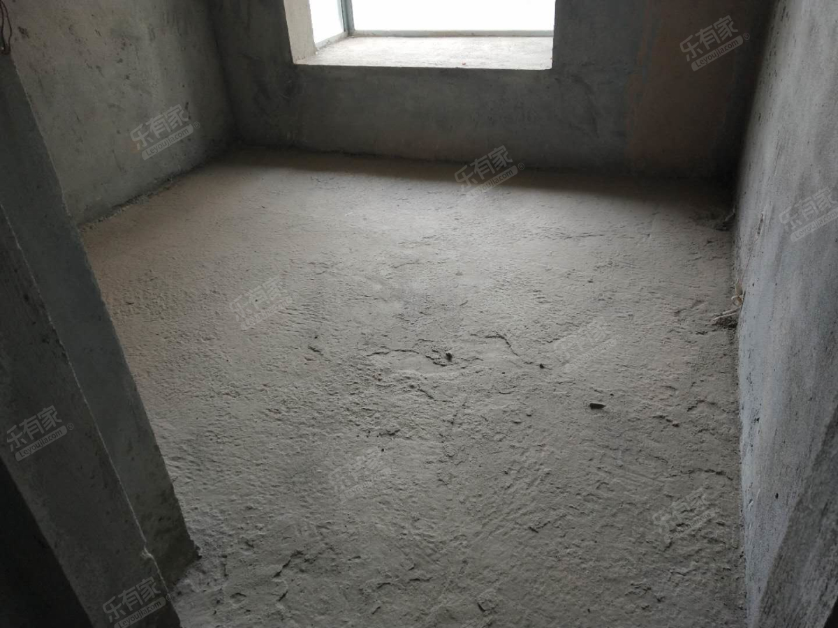 宝安山水江南 5房2厅2卫 208.94㎡