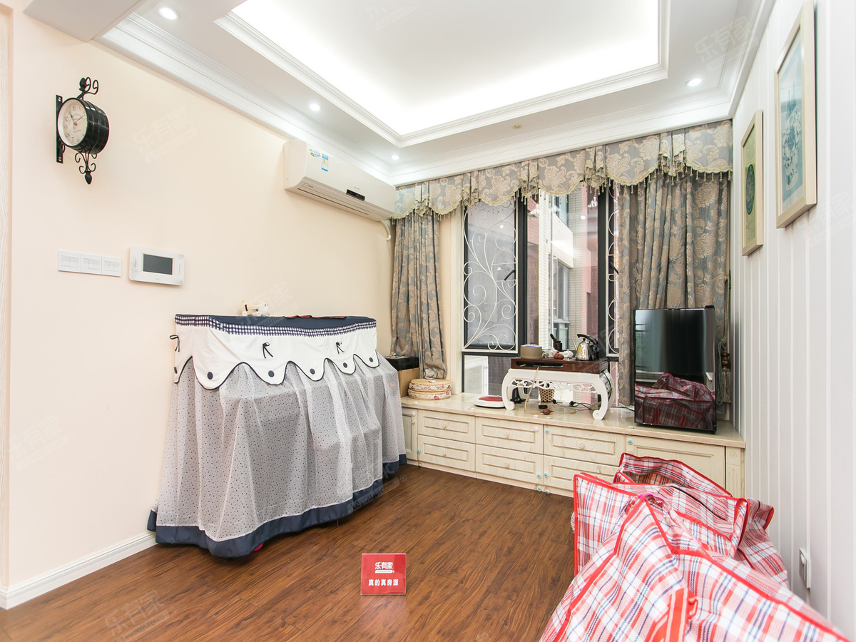 新上房源14号线，多了20个平方，着急出