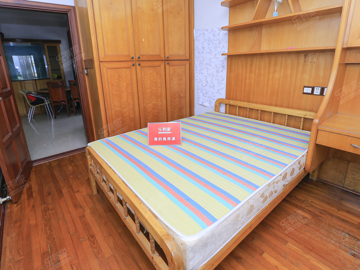 怡富中学附近精装3房