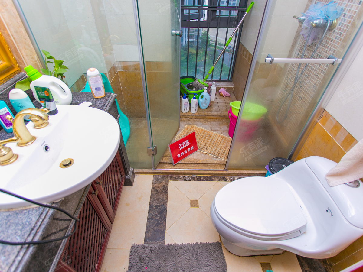 通风采光好，适合居住。