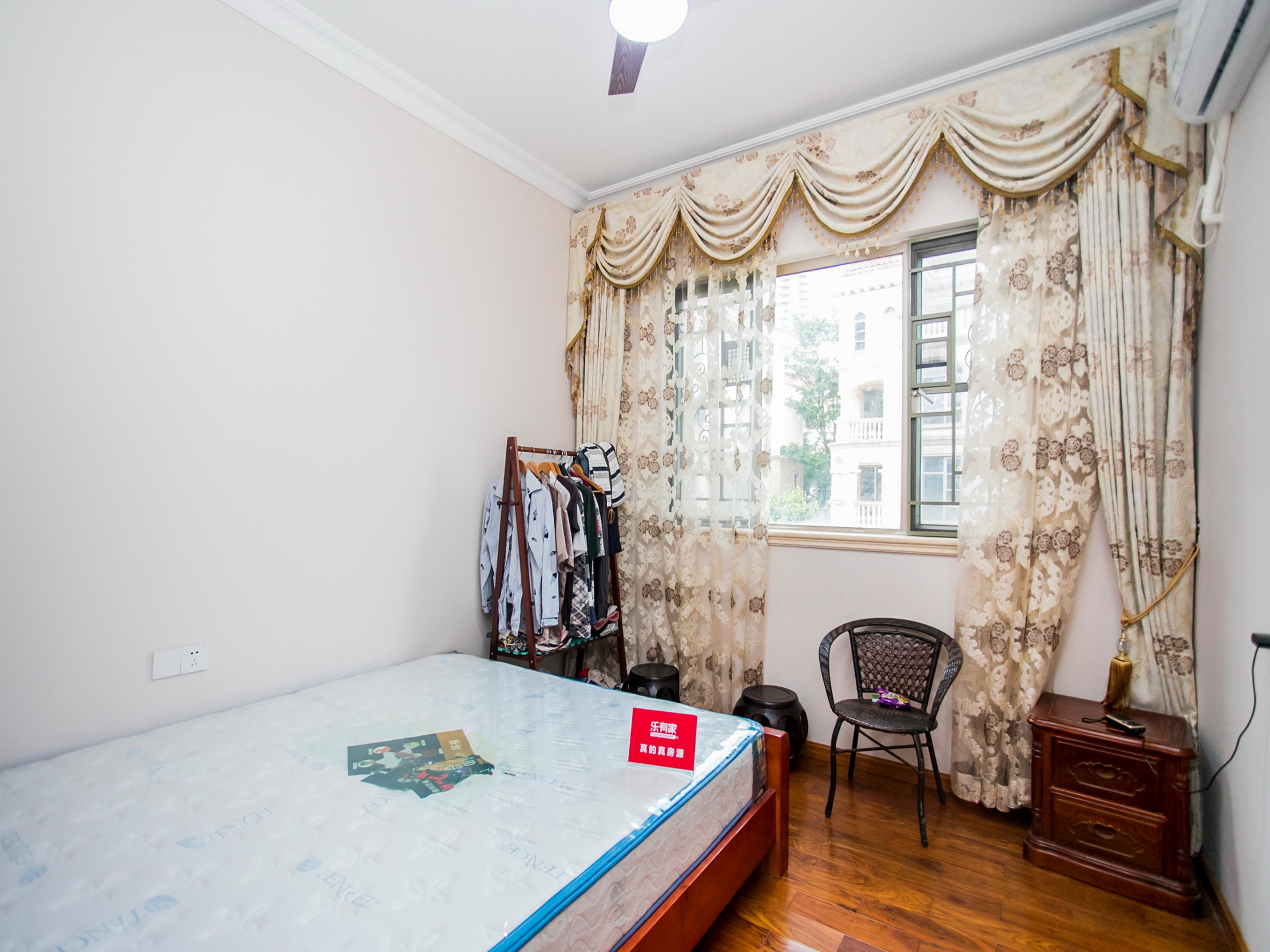 合生滨海城 8房5厅4卫 269.35㎡