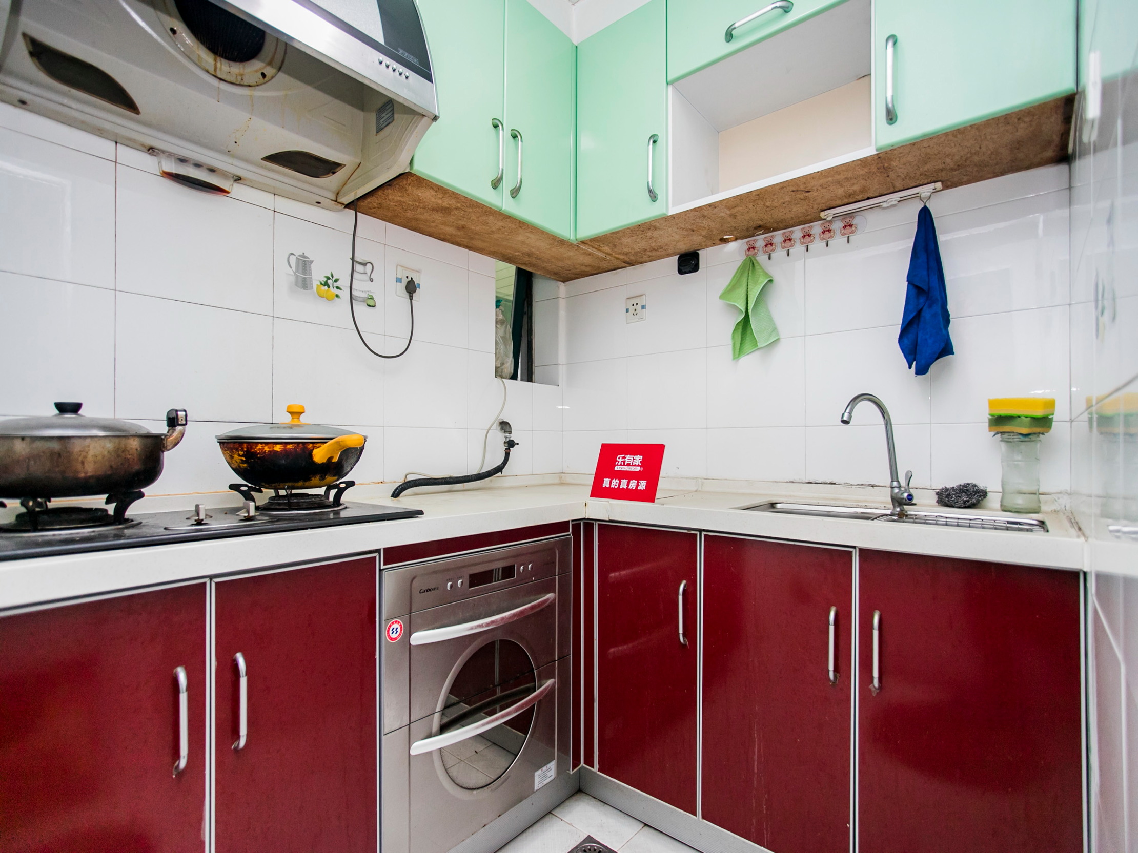 怡康家园精装大户型，看房提前联系