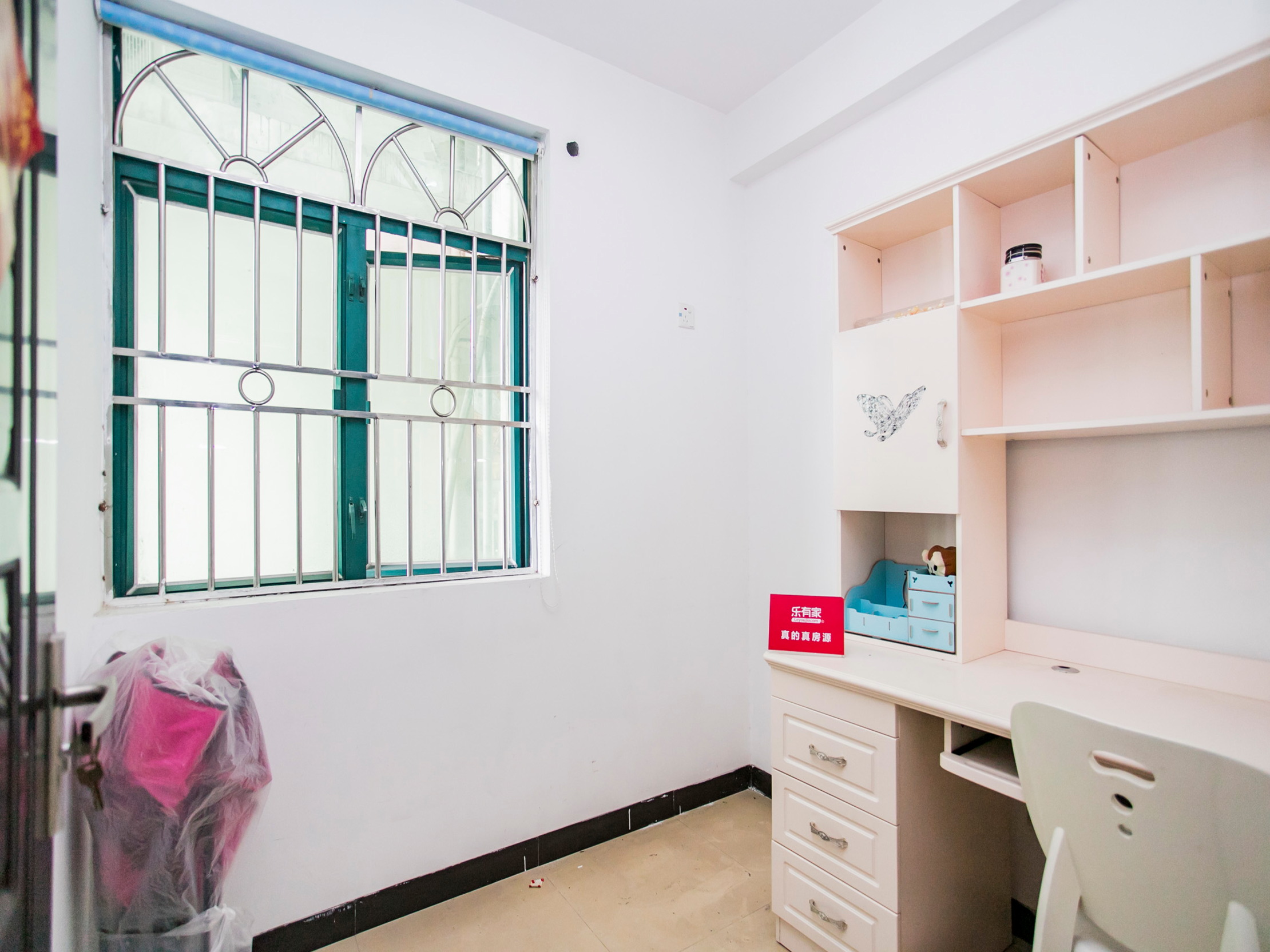 怡康家园精装大户型，看房提前联系