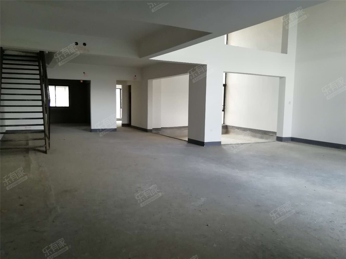 西区一线江景豪宅时代白朗峰复式两层好房出售