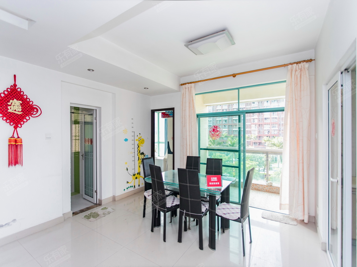 熊猫国际 3房2厅2卫 129.56㎡