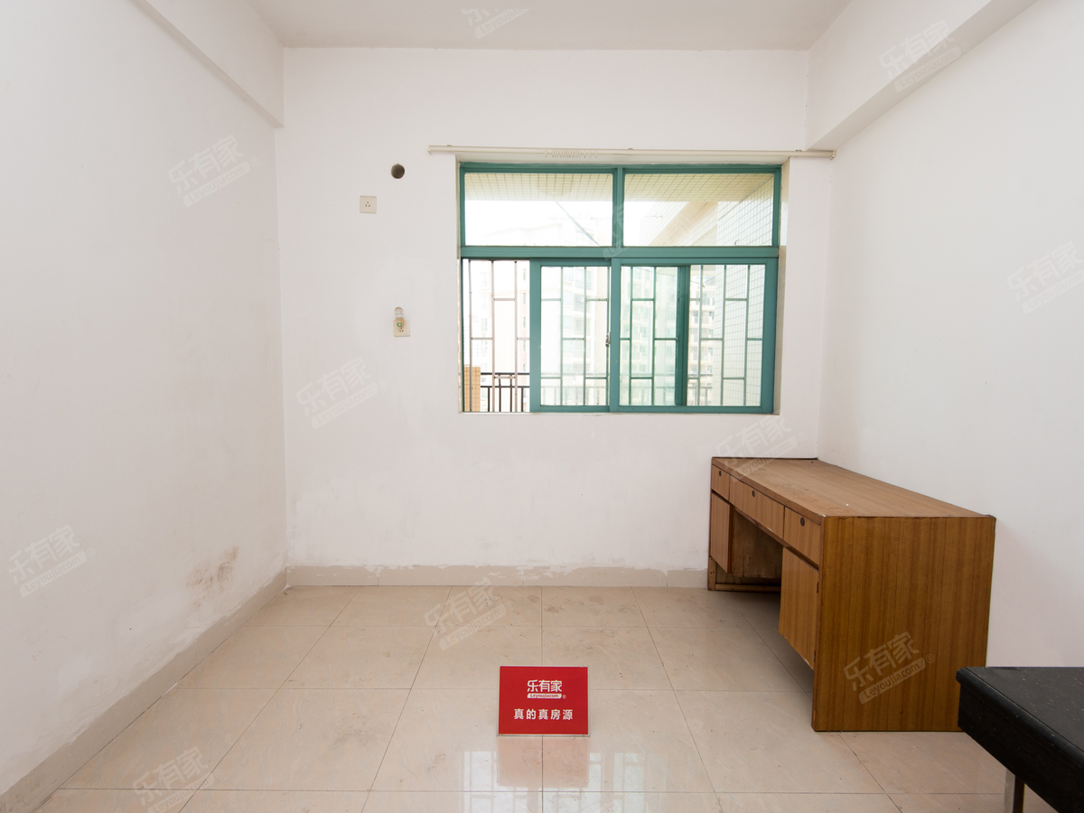 中澳美丽花园 3房2厅2卫 140㎡