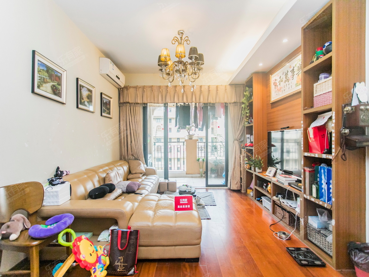 万科精装三房，业主诚心出