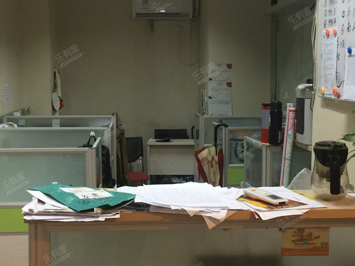 门面宽阔，格局分布好，诚心出售