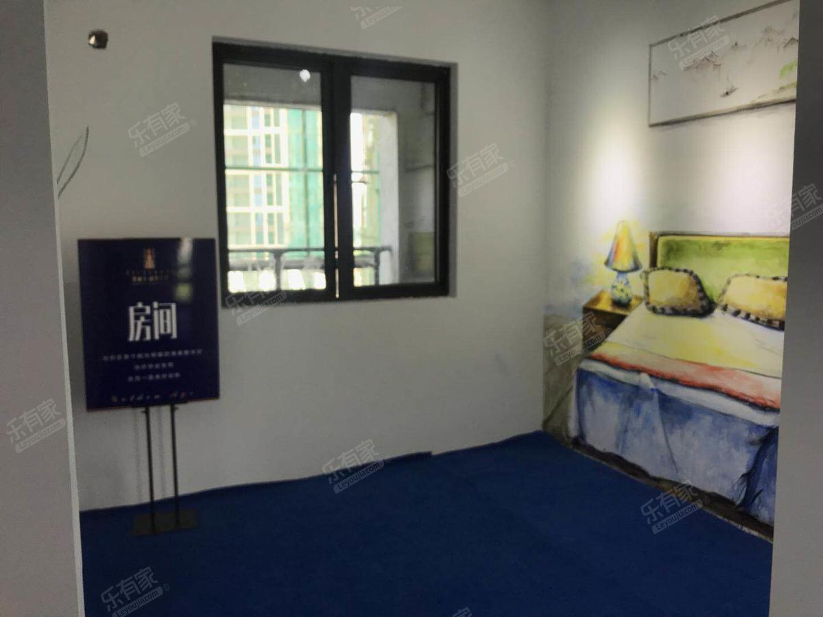 盛世丰华铭邸房间