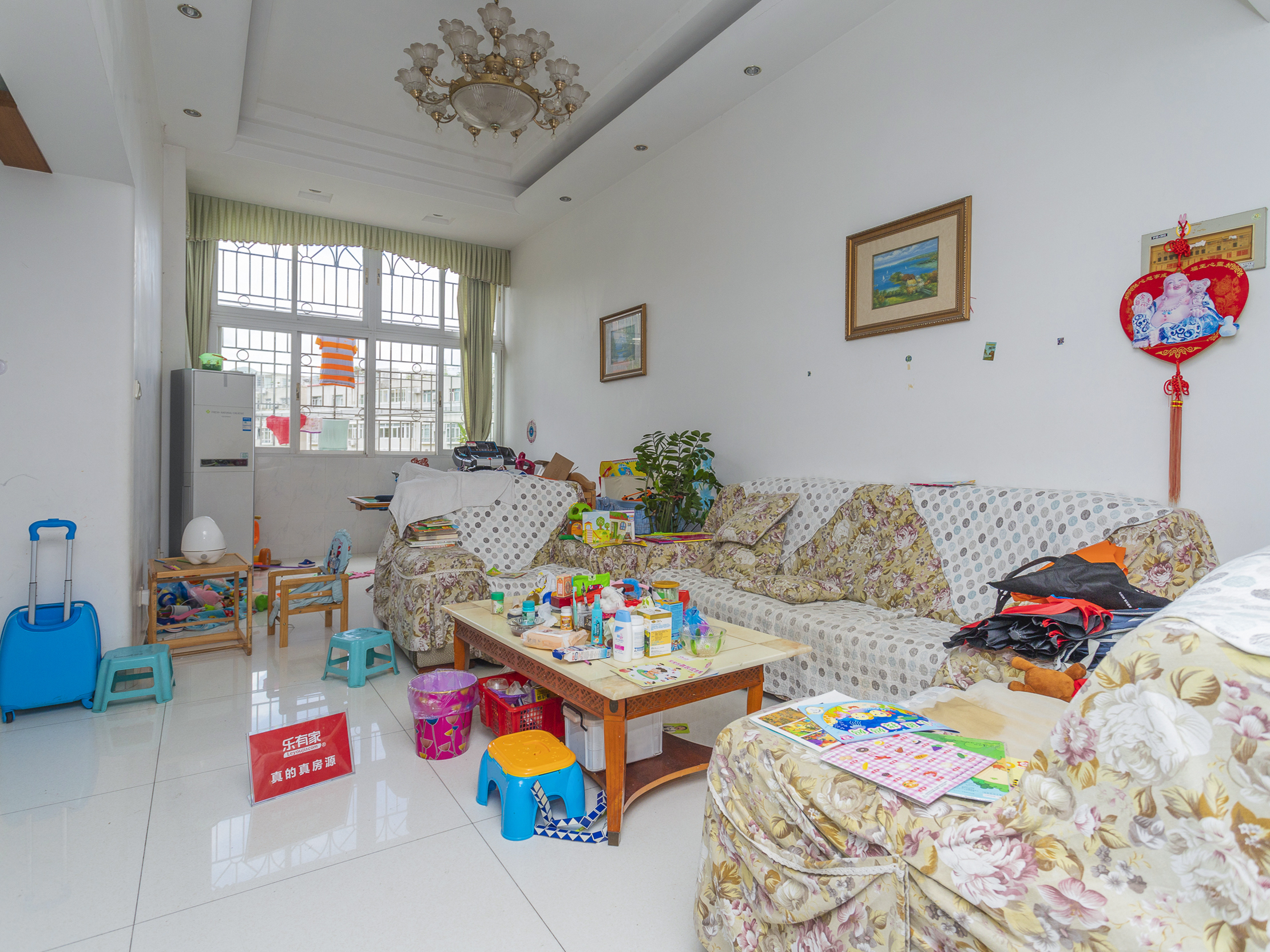 梧桐山新居二期 5房2厅2卫 140㎡