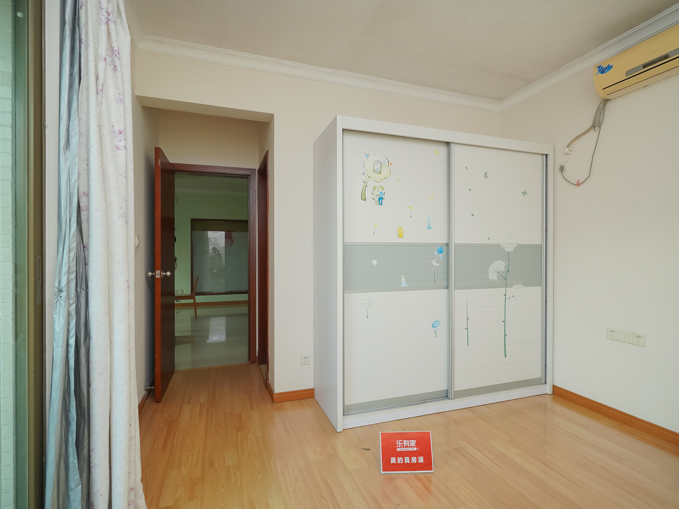 凯茵有私家小平台3房，性价比高，机会难得