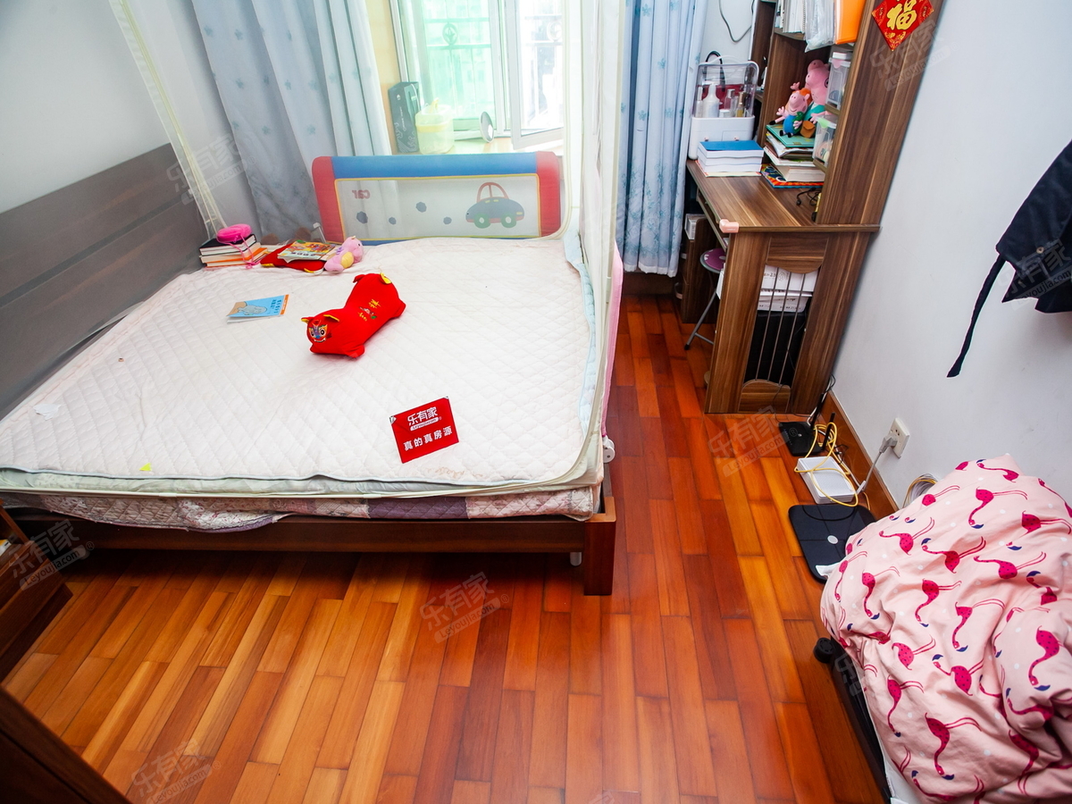 南头花园正规两房业主诚心出售