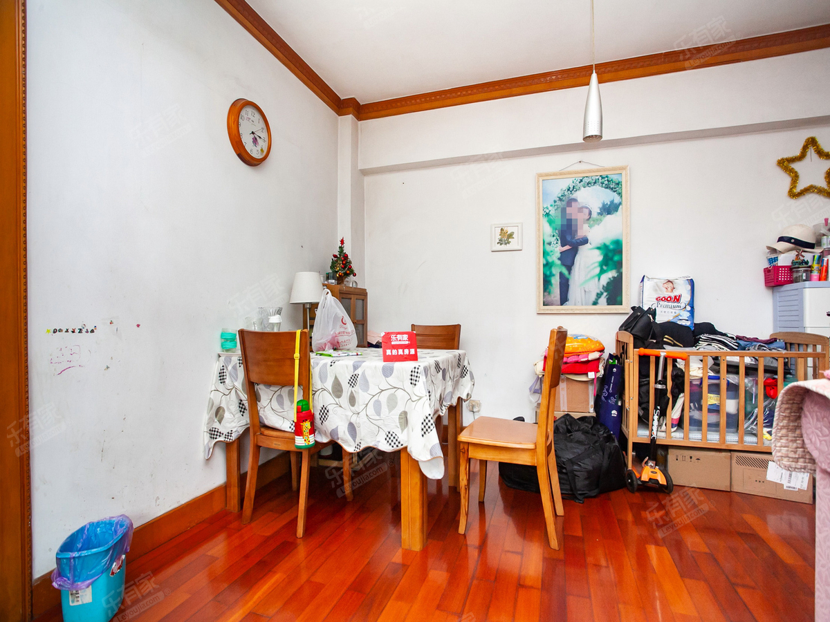 南头花园正规两房业主诚心出售