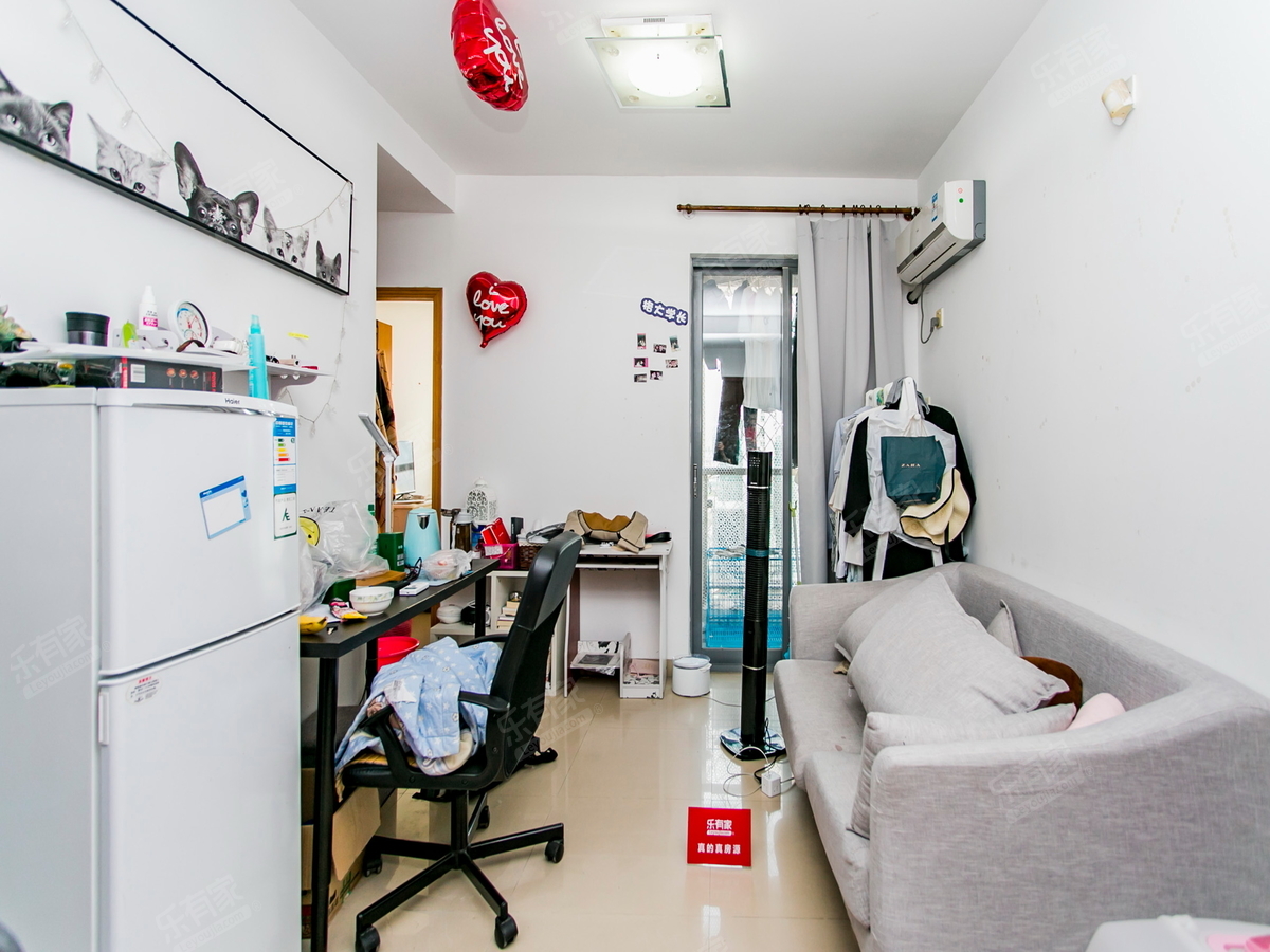 金色假日名苑，精装一房出售