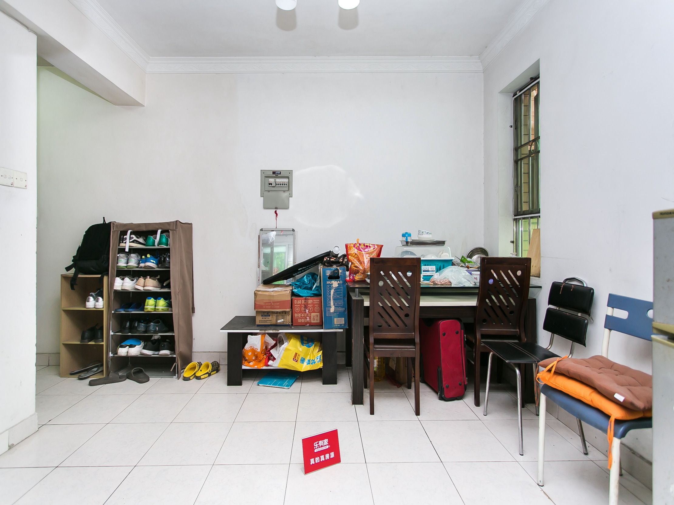 康达尔花园一期，方正户型，通风采光优，带地面花园，物业品质好，业主诚心出售，随时看房！