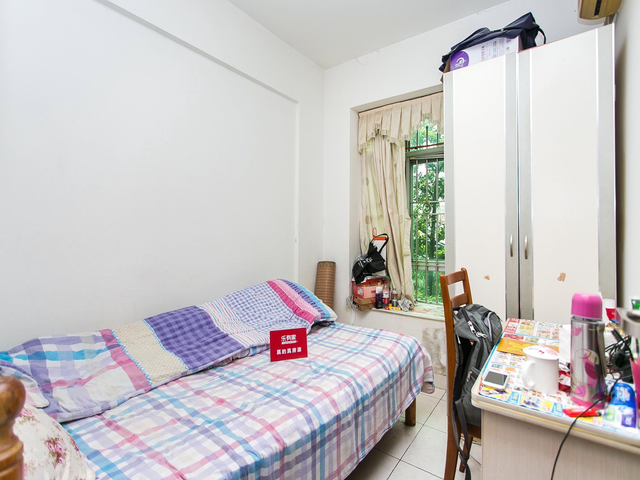 康达尔花园一期，方正户型，通风采光优，带地面花园，物业品质好，业主诚心出售，随时看房！