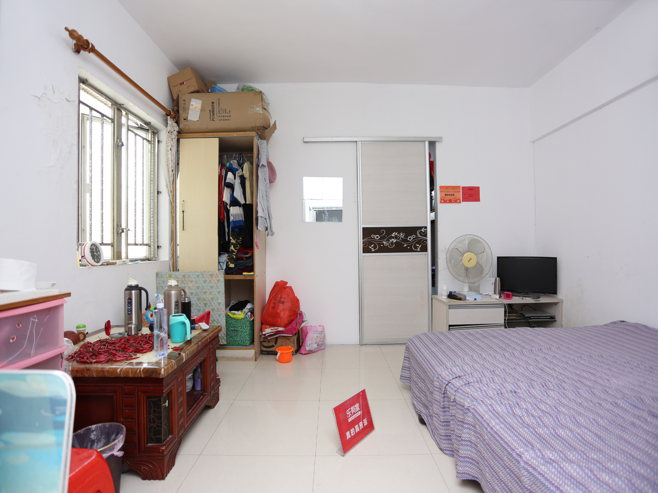 楼下出门商业综合体和地铁