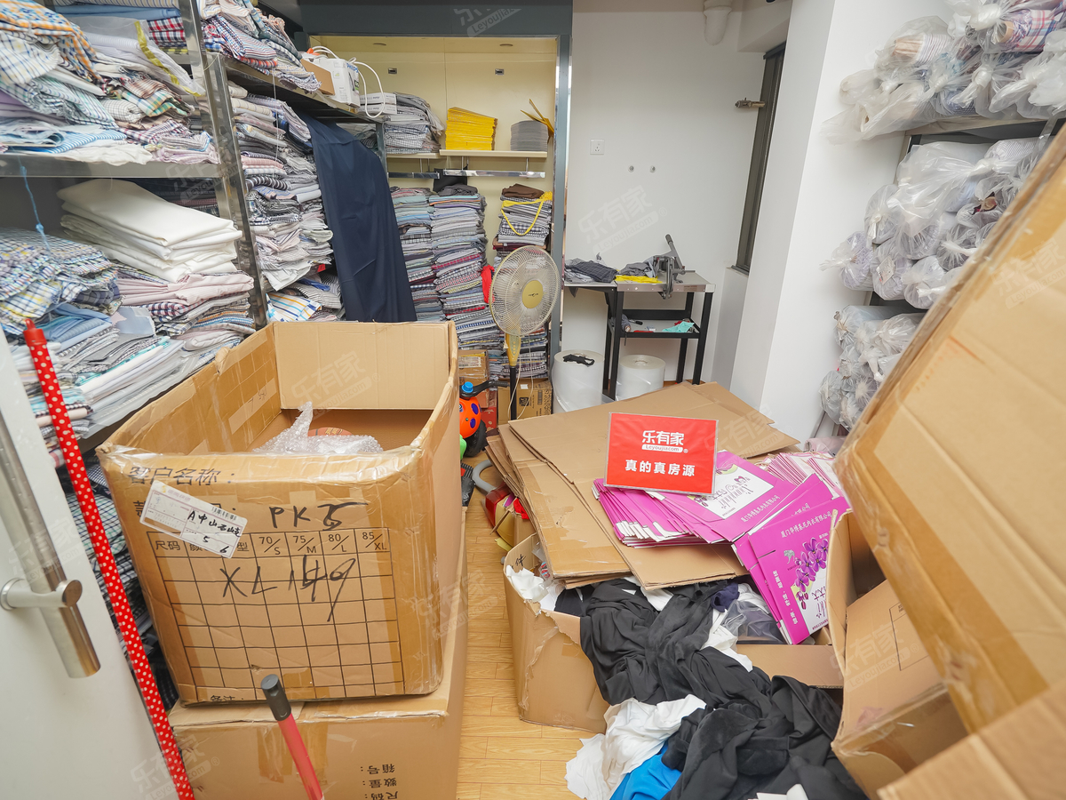 裕华花园出租！