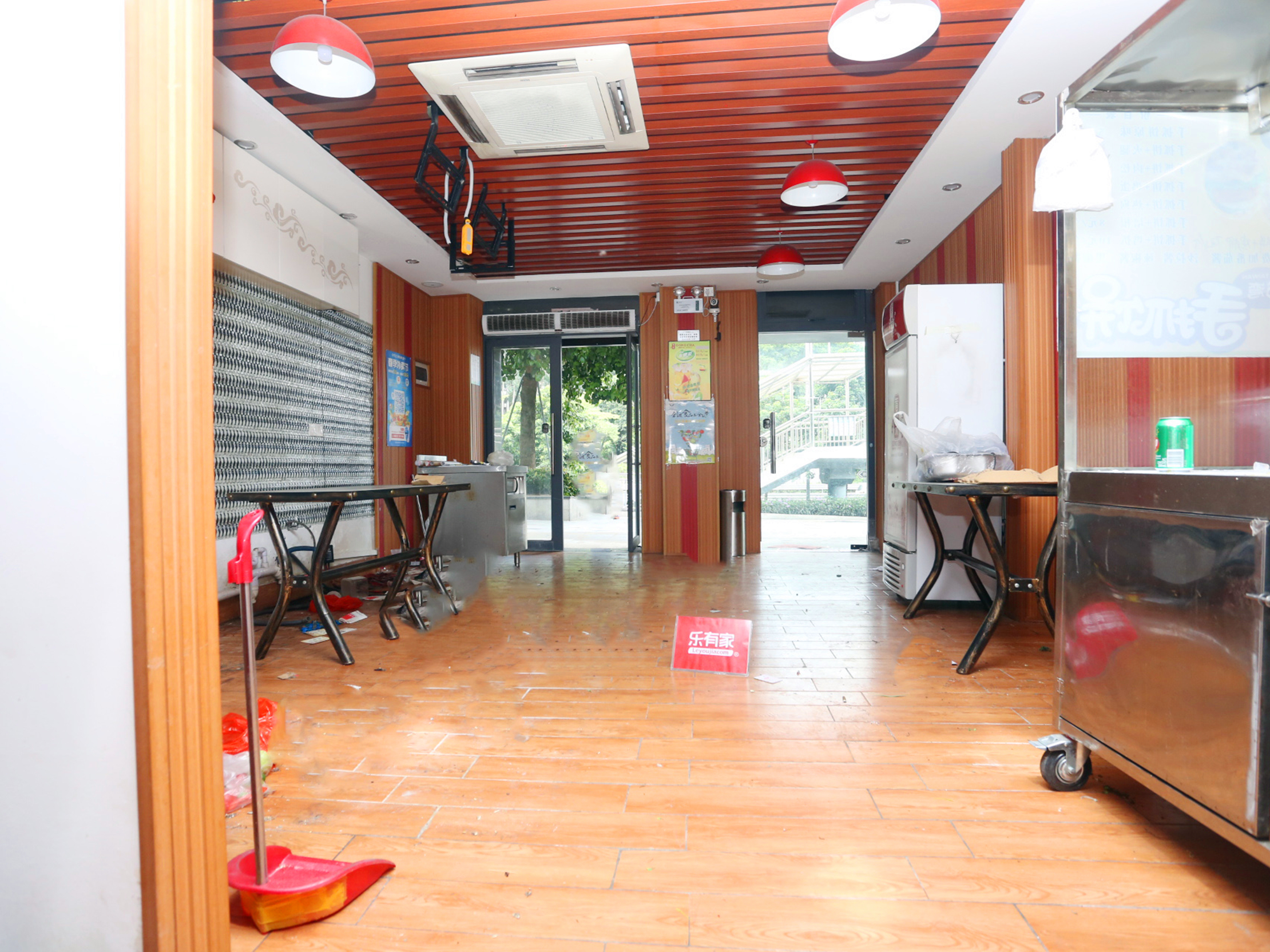 呈祥花园二期西北向普装1室