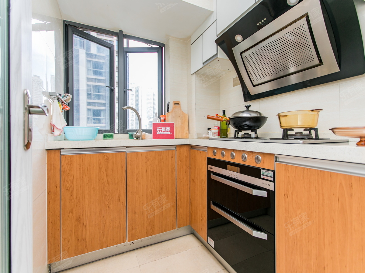 上塘地铁口精装修大一房