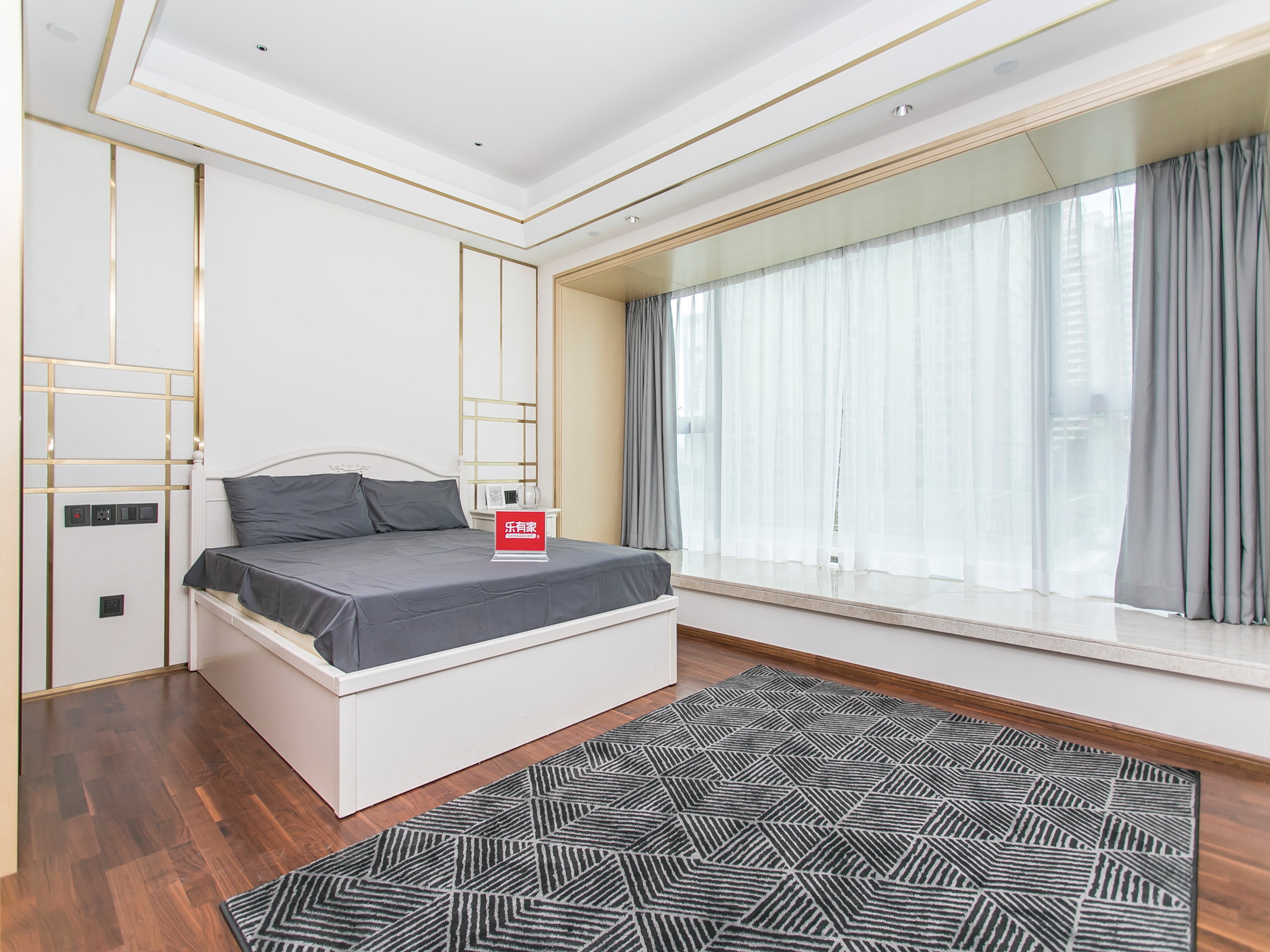 深圳中心天元 1房2厅1卫 93.27㎡