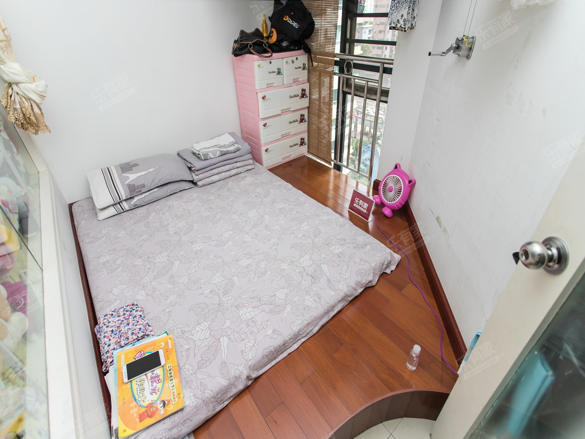 星座小2房，东南向，低于指导价