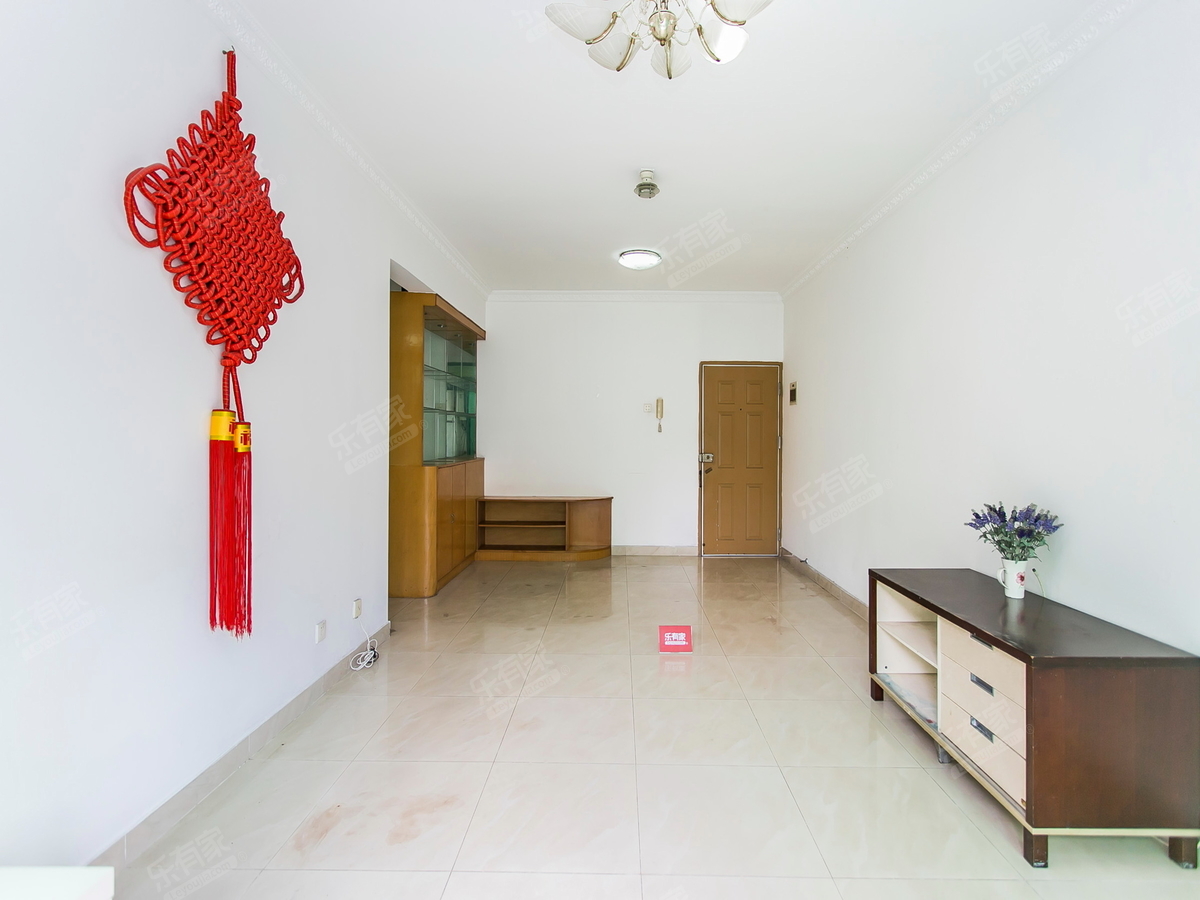 业主全新装修，请看vr