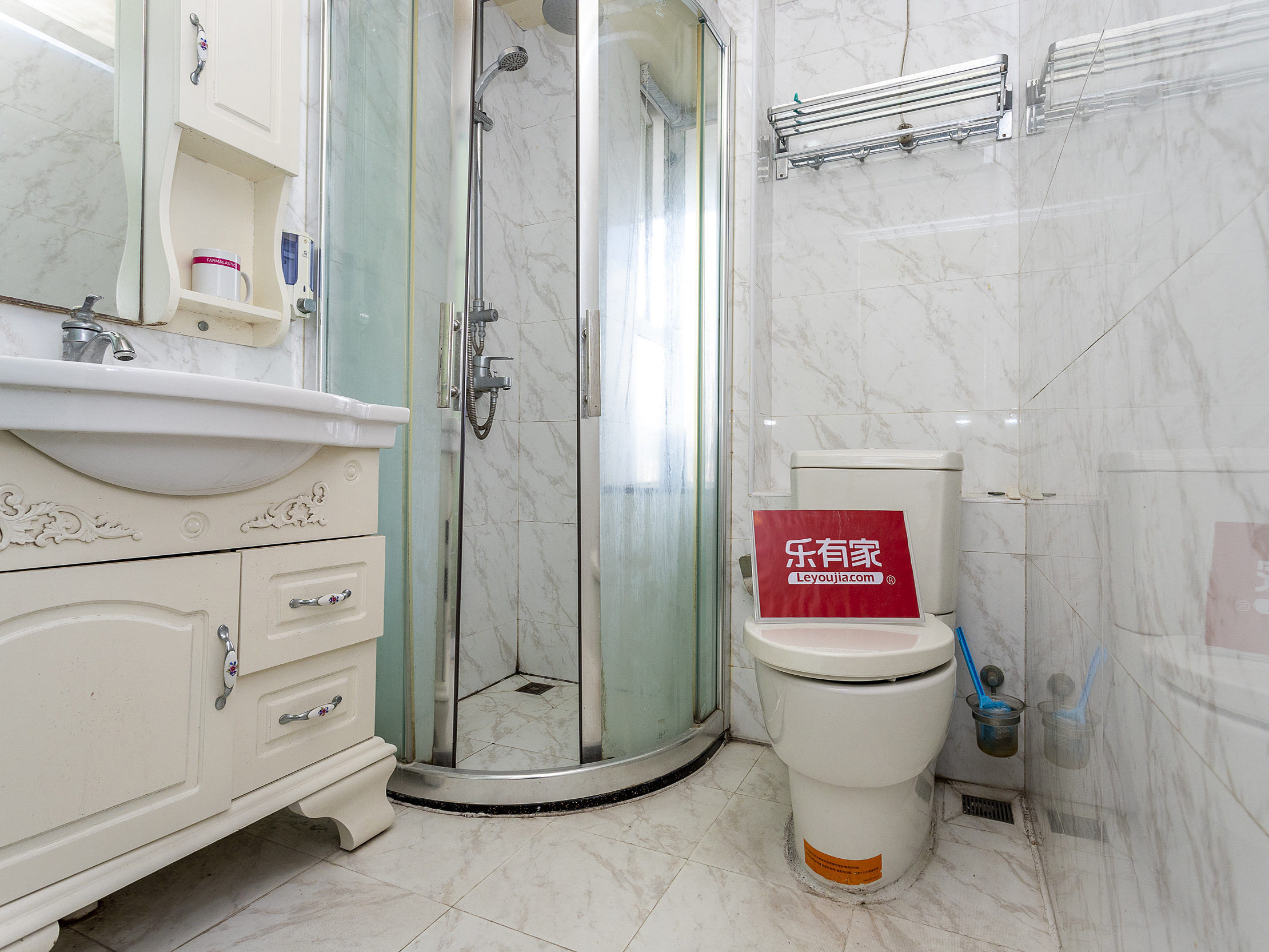 今日家园翠园东晓书包实用3房业主诚意出售