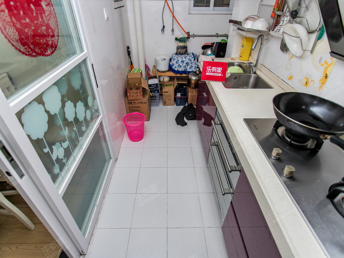 万家灯火精装三房好价出售