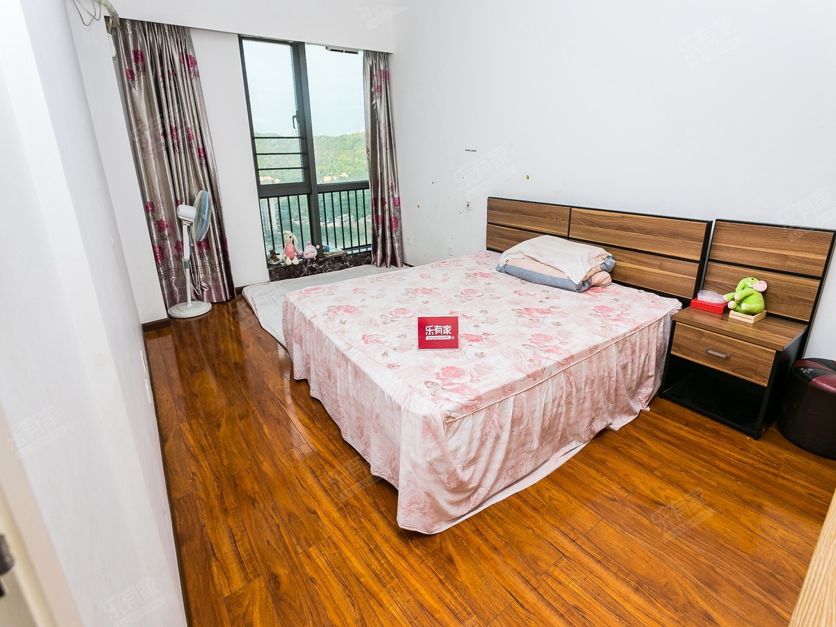 南山汉京湾雅居精装两居近地铁临公园