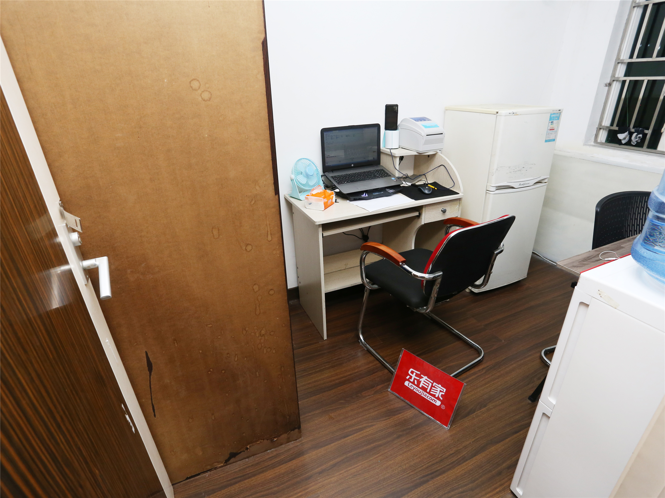 万家灯火花园 3房2厅1卫 86㎡