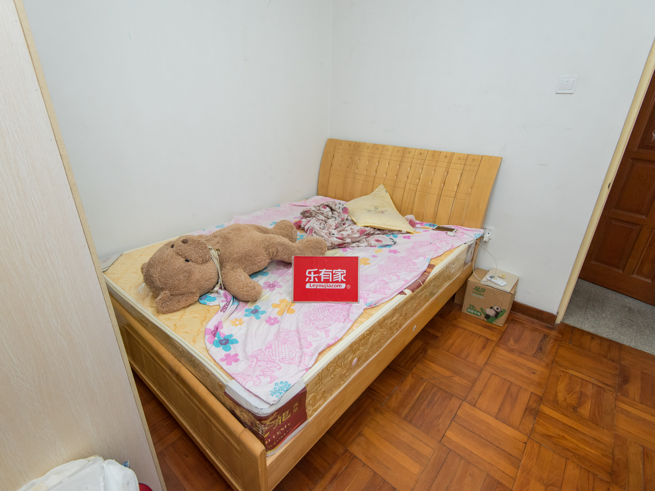 富丽大厦，方正户型，采光佳，重点学校旁！