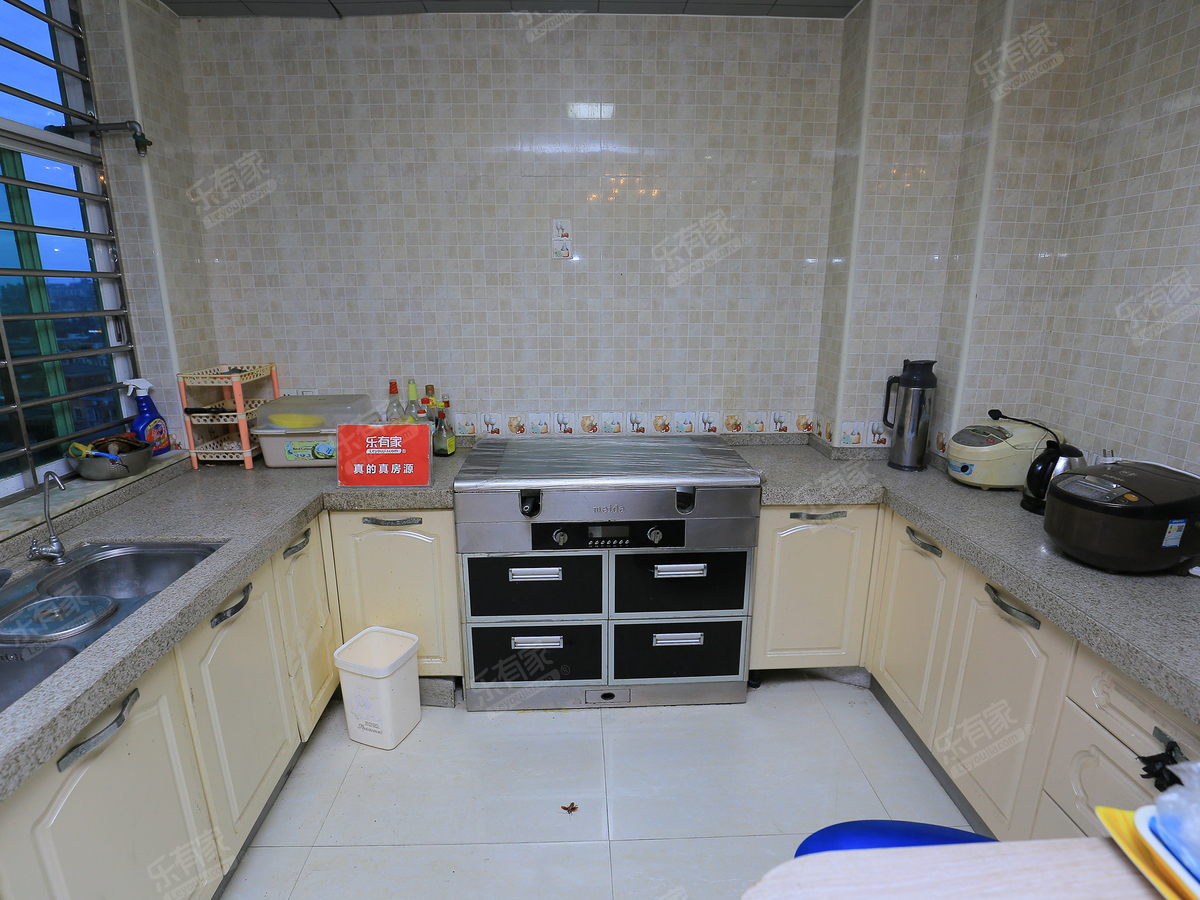 星河花园 3房3厅2卫 191㎡