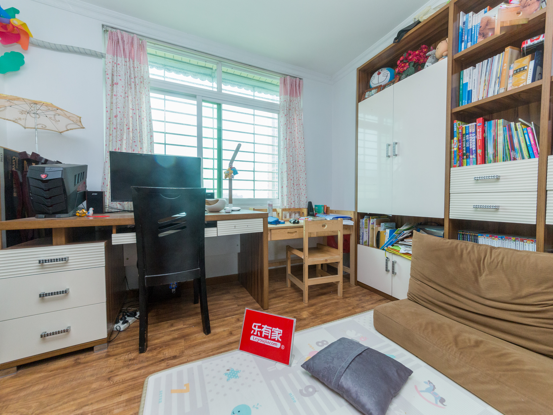 业主诚心出售，价钱可以商量。