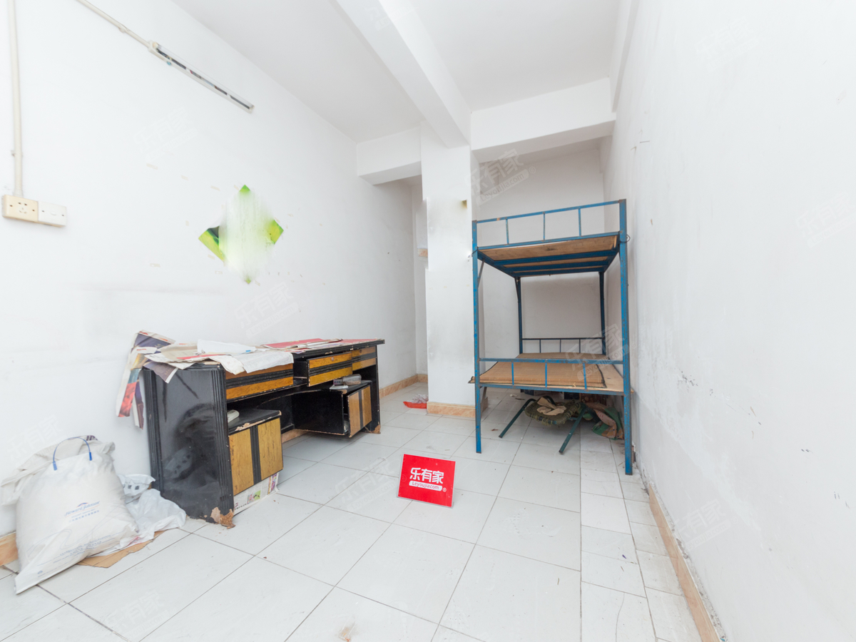 伟成新村 4房2厅1卫 91.37㎡