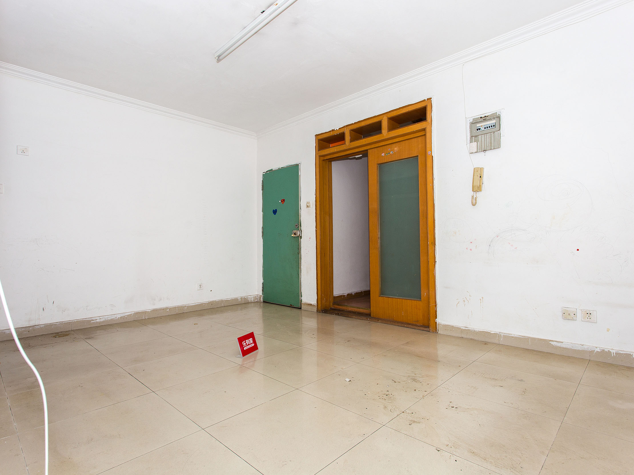 楚丰广场普装两房-深圳楚丰广场2栋（禾田小筑）租房