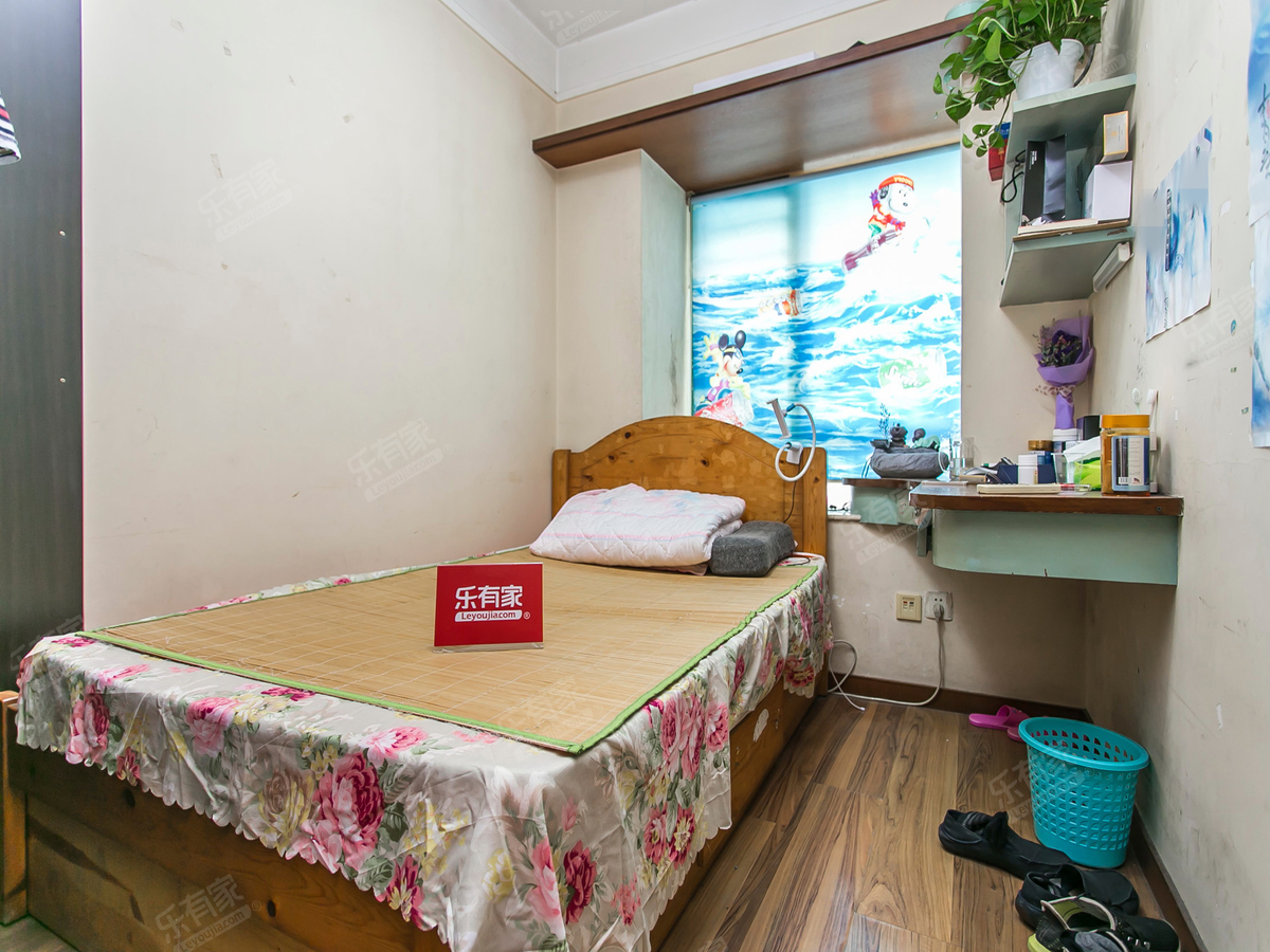 高新园地铁口，3房，南外大冲，业主诚心出售