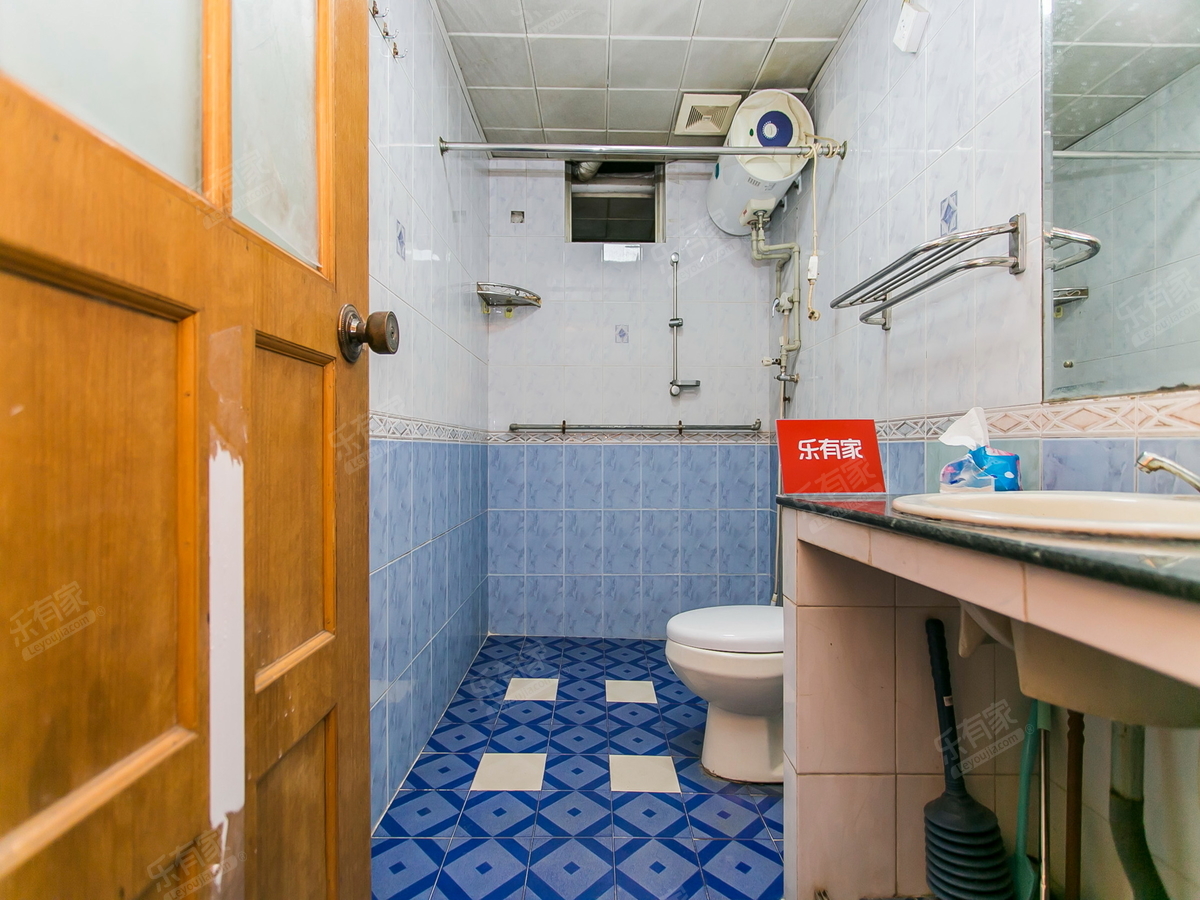 景蜜村厕所-1