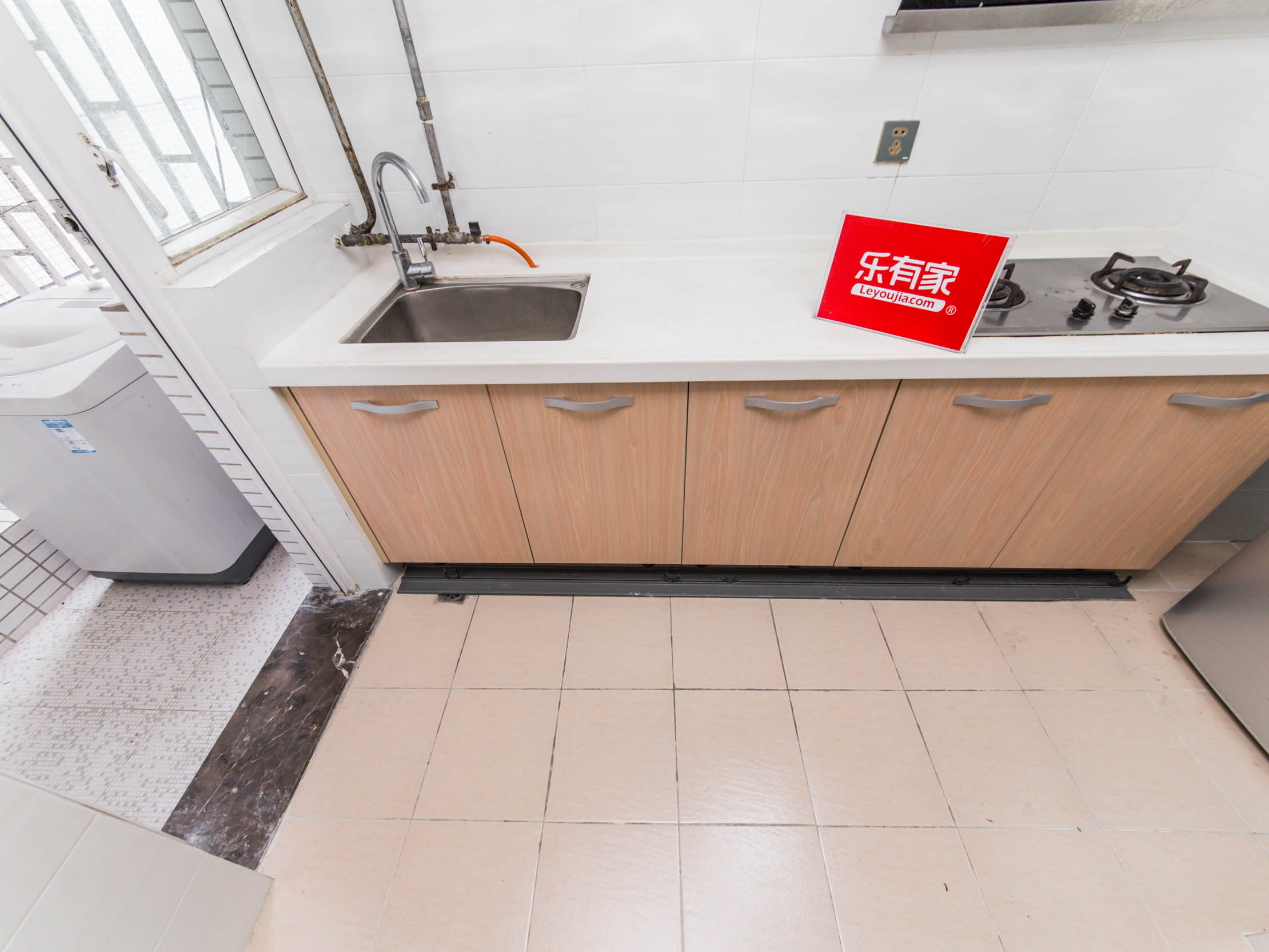 房源维护人！看房联系乐有家小高！深中品质社区大花园