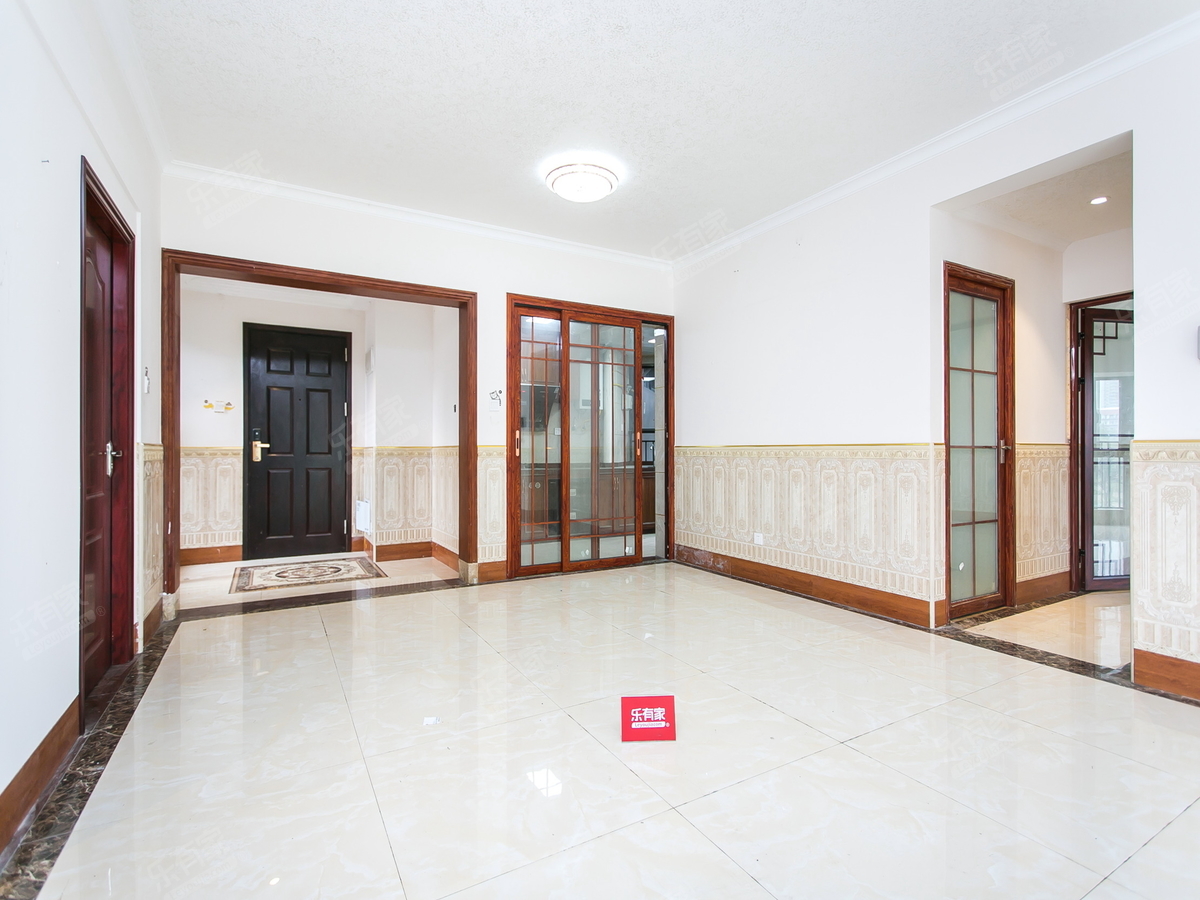 丹小旁次新小区，近丹竹头地铁，业主诚心卖