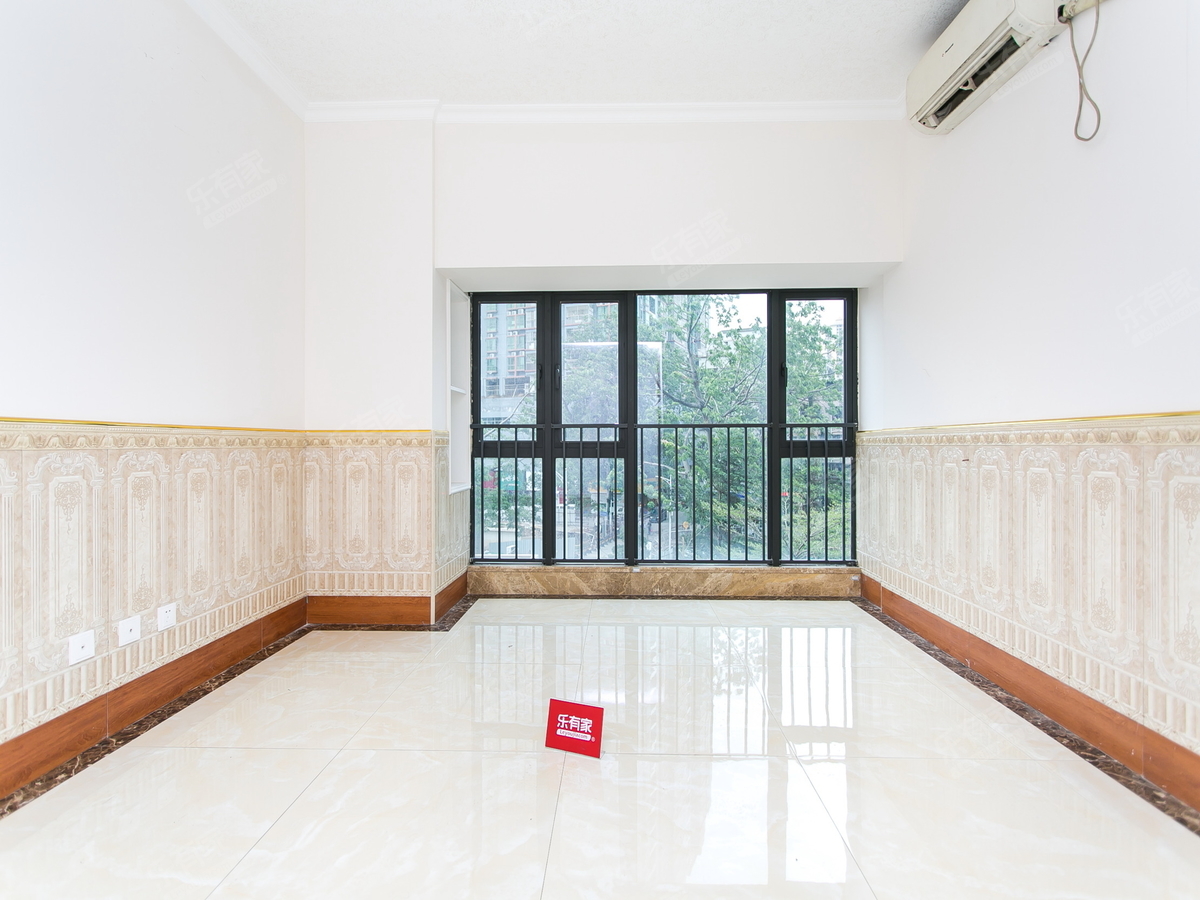 丹小旁次新小区，近丹竹头地铁，业主诚心卖