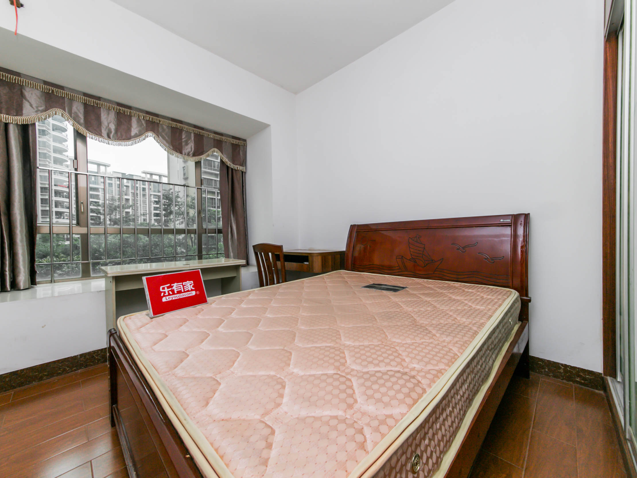 奥城花园 3房2厅2卫 116㎡